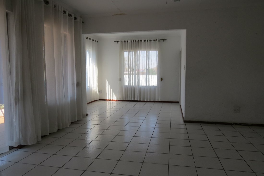 Stadthaus in Metropolitanstadt Ekurhuleni, Gauteng, Südafrika 5 - 19200046