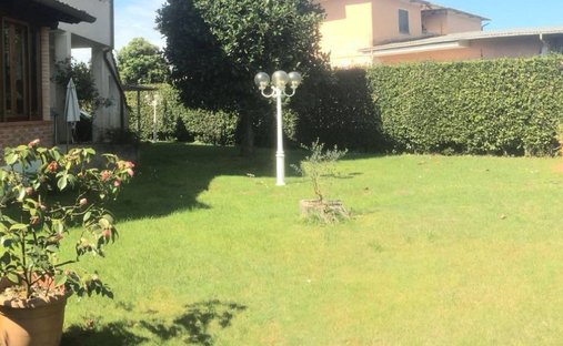 Casa de Campo en Tonfano, Pietrasanta, Italia 1