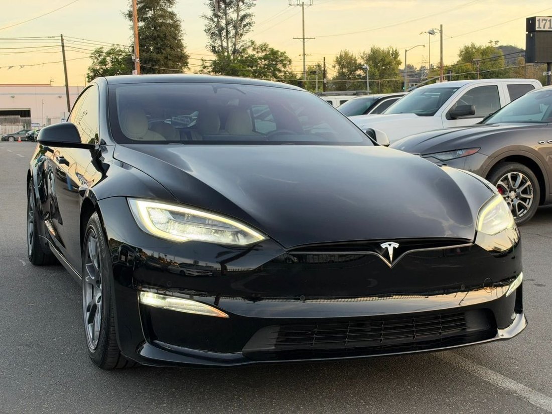 Sedan in Los Angeles, CA, United States 3 - 19202641