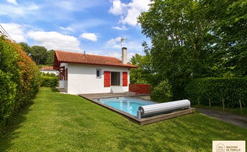Villa in Bassussarry, Neu-Aquitanien, Frankreich 1
