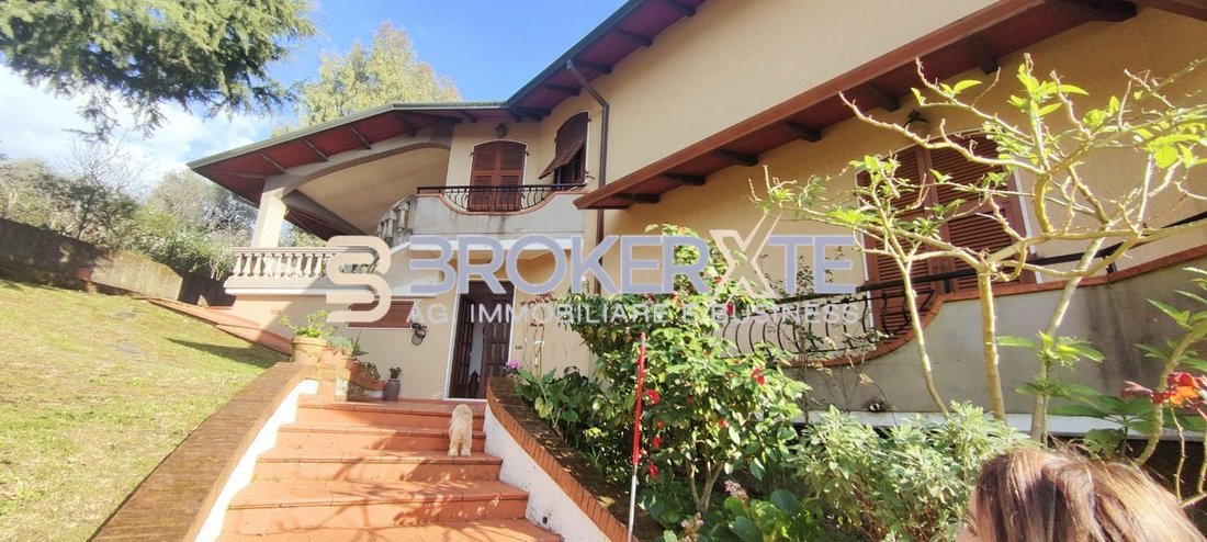 Villa in Perticata-Bonascola-Nazzano, Marina di Carrara, Tuscany 3 - 19200792
