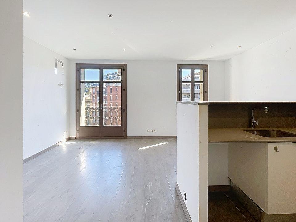 Wohnung in Sants-Montjuic, Barcelona, Spanien 1 - 19201963