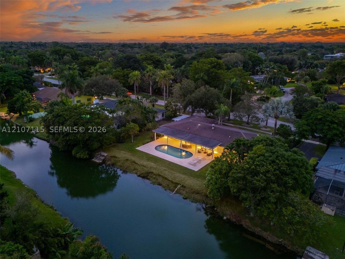 Casa a Coral Gables, Florida, Stati Uniti 2 - 19201281