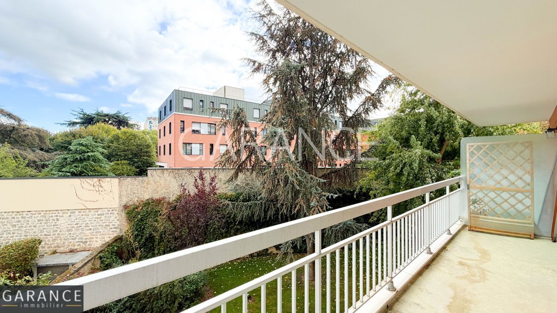Apartment in Bois de Vincennes, Paris 12e Arrondissement, Paris 1 - 19202000