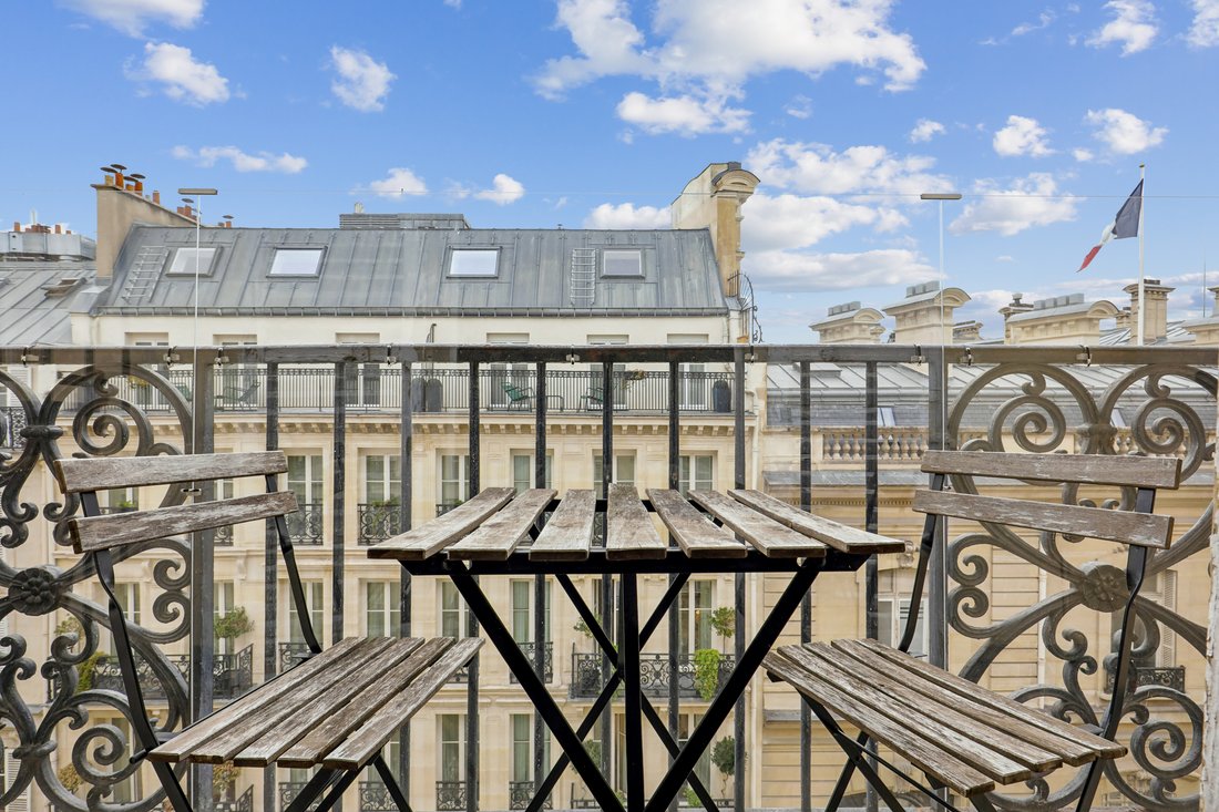 Apartment in Elysées-Madeleine, Paris 8e Arrondissement, Paris 1 - 19202397