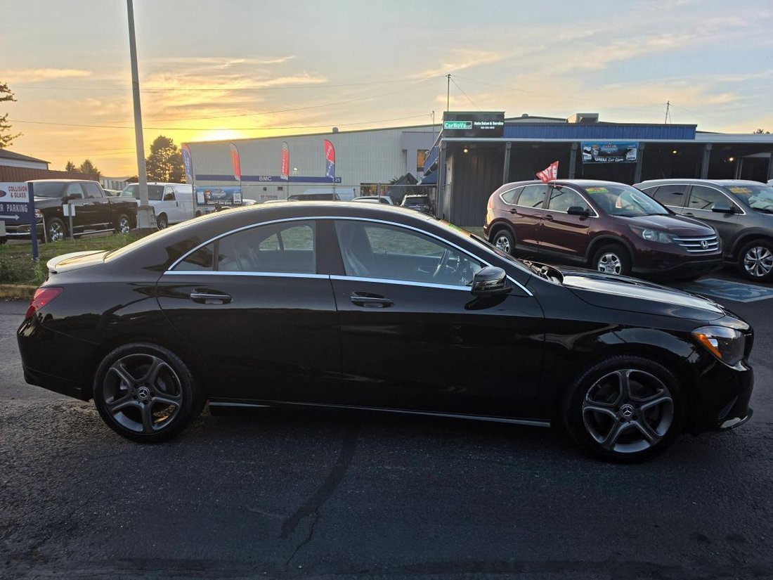 Coupe in Kent, WA, United States 4 - 19202695