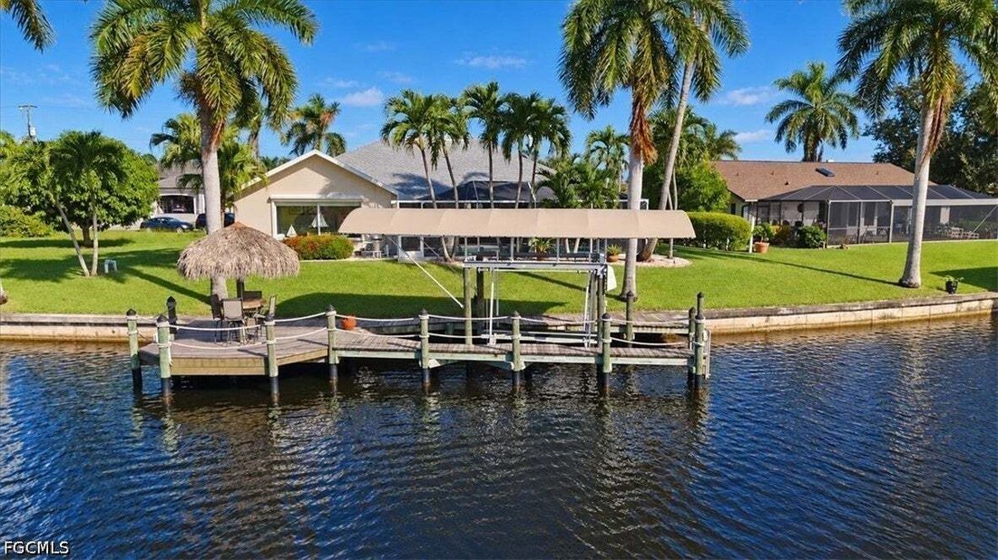 Casa a Cape Coral, Florida, Stati Uniti 2 - 19201011