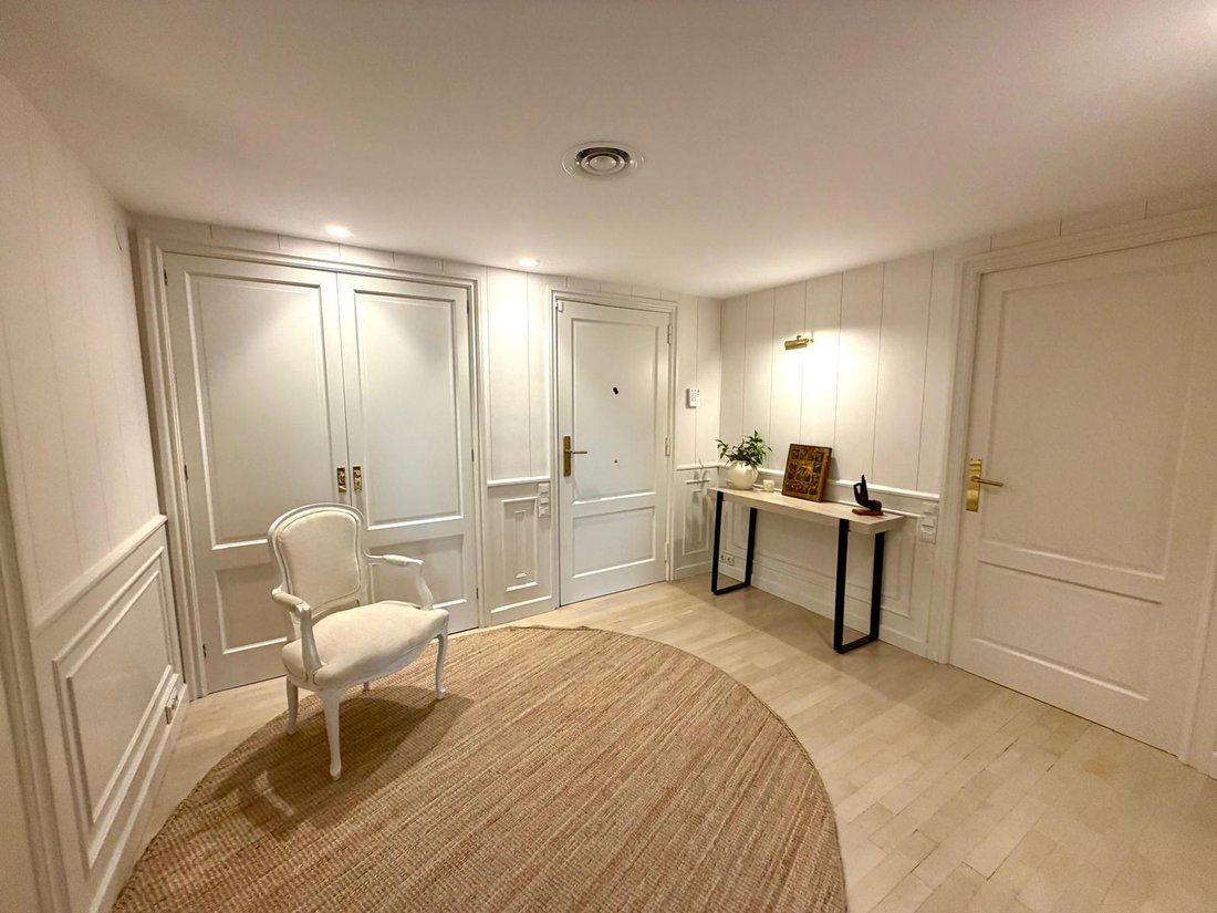 Apartment in Les Corts, Barcelona, Spain 2 - 19201337