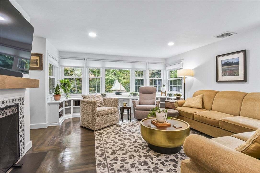 Maison à Warwick, Rhode Island, États-Unis 5 - 19200676