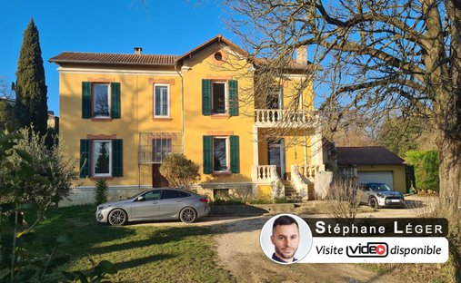 Villa a Sauzet, Auvergne-Rodano-Alpi, Francia 1