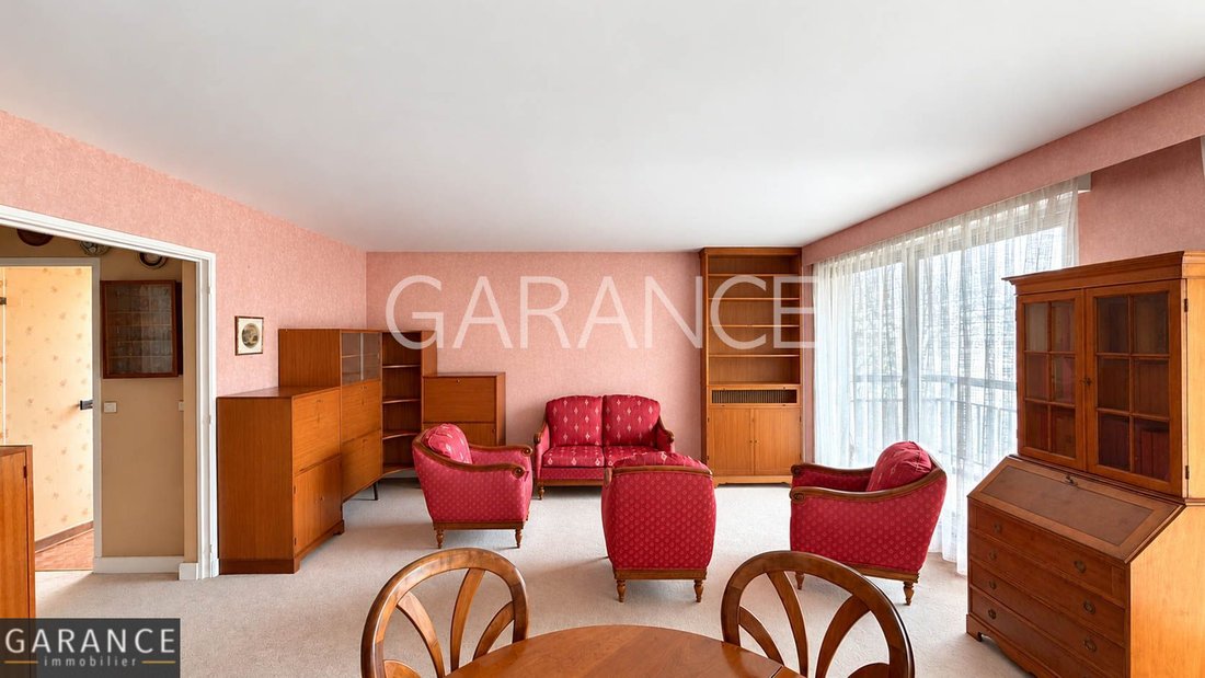 Apartment in Bois de Vincennes, Paris 12e Arrondissement, Paris 5 - 19202000