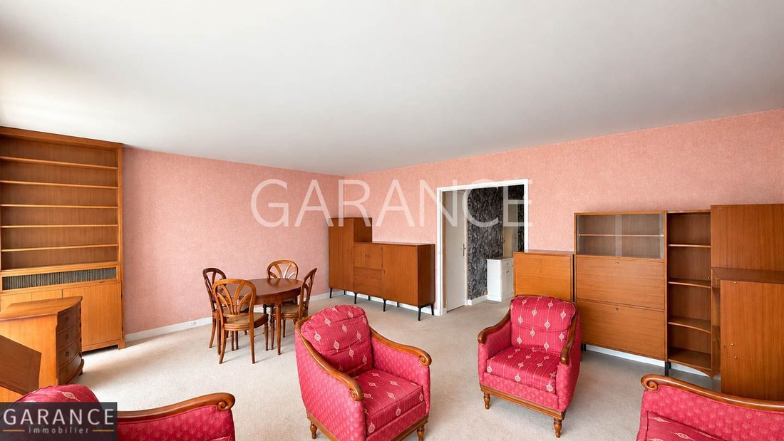 Apartment in Bois de Vincennes, Paris 12e Arrondissement, Paris 2 - 19202000