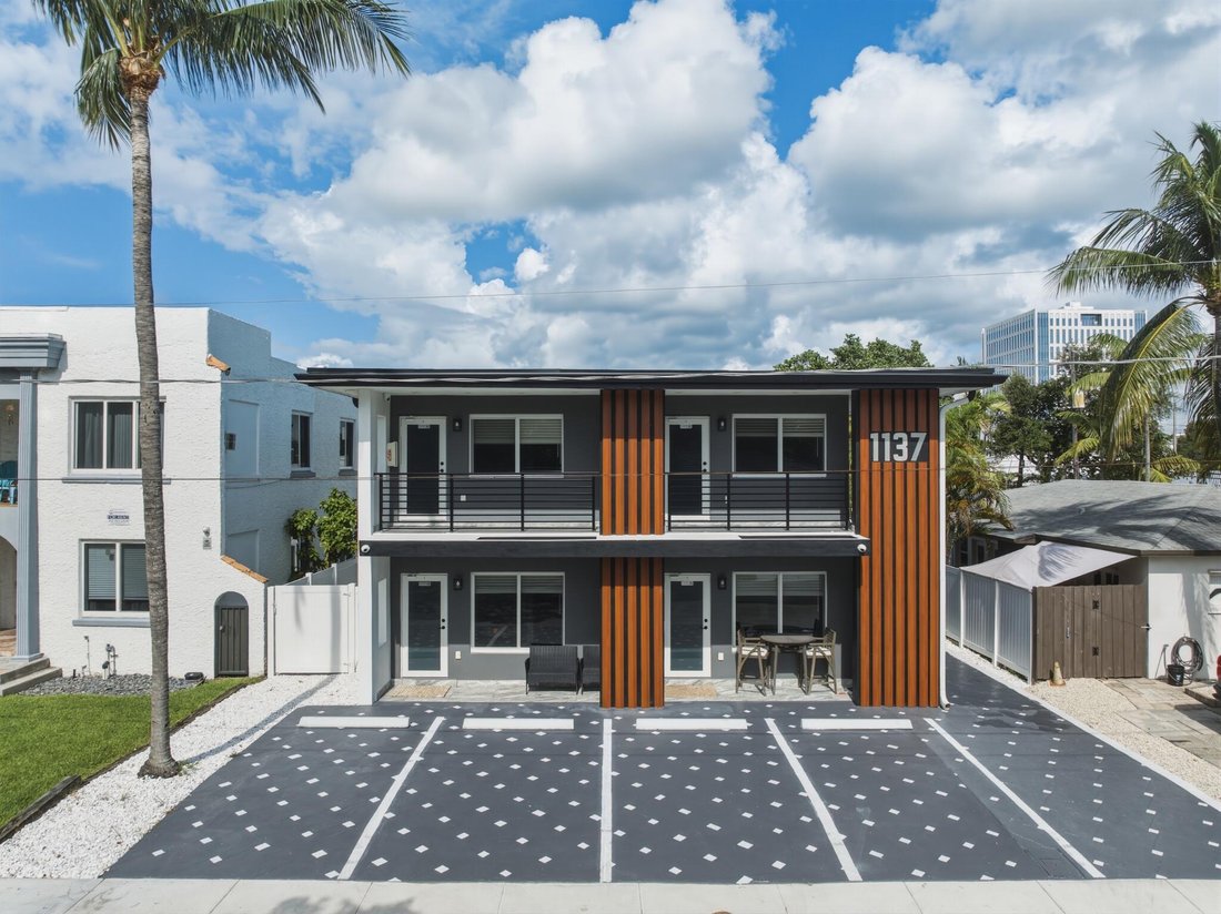 Fort Lauderdale, Florida, United States 1 - 19201599