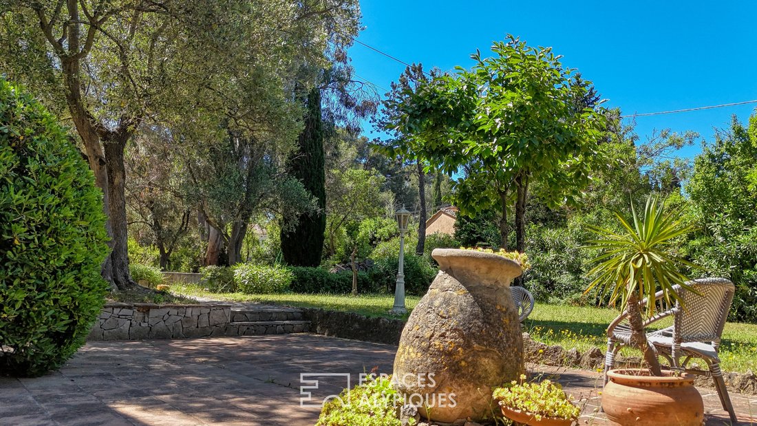 Villa in La Garde, Provence-Alpes-Côte d'Azur, Frankreich 1 - 19202430