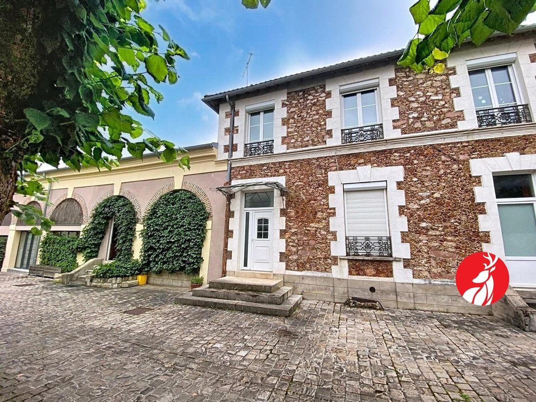 Casa en Chailly-en-Bière, Isla de Francia, Francia 1 - 19202218