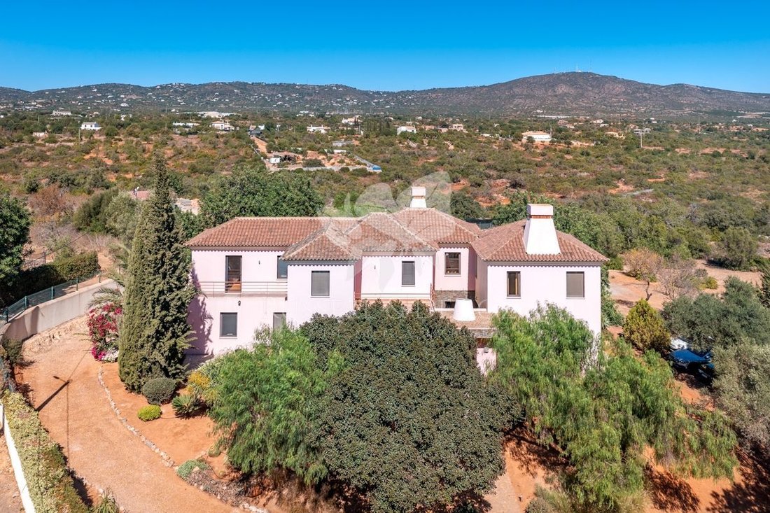 Villa in Pechao, Algarve, Portugal 1 - 19199946