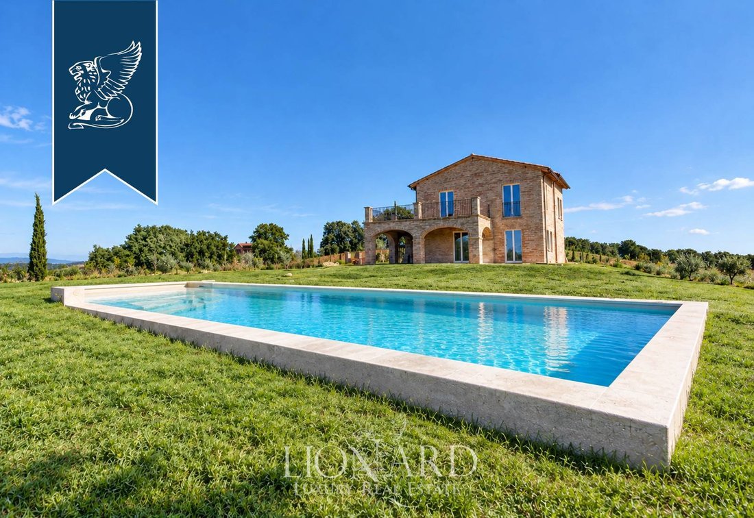 Villa in Castiglione del Lago, Umbria, Italy 5 - 19202349
