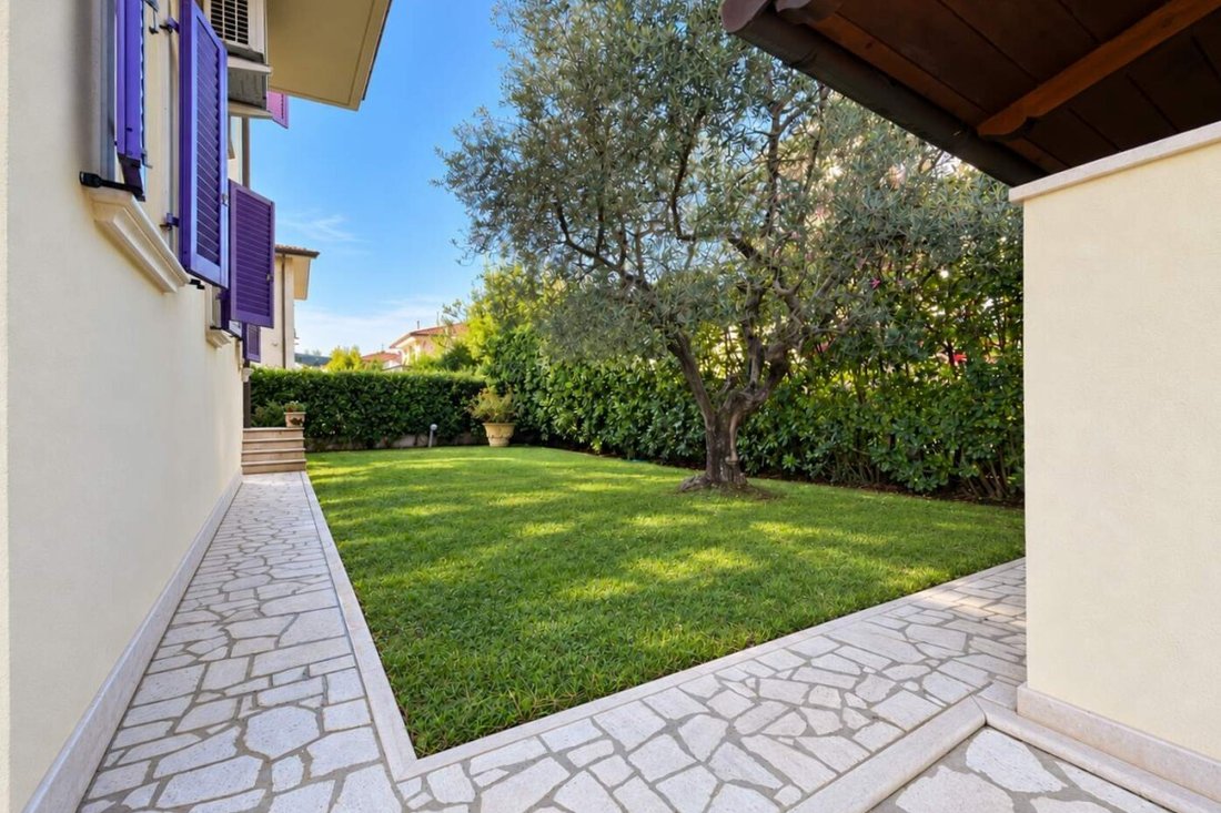 Villa in Pietrasanta, Tuscany, Italy 4 - 19201196