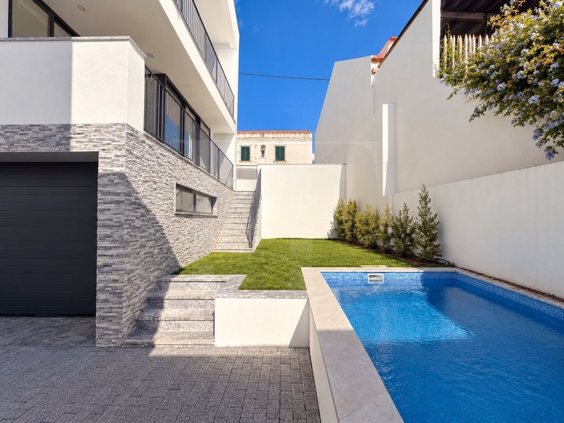 House in Alcabideche, Lisbon, Portugal 1 - 19199642