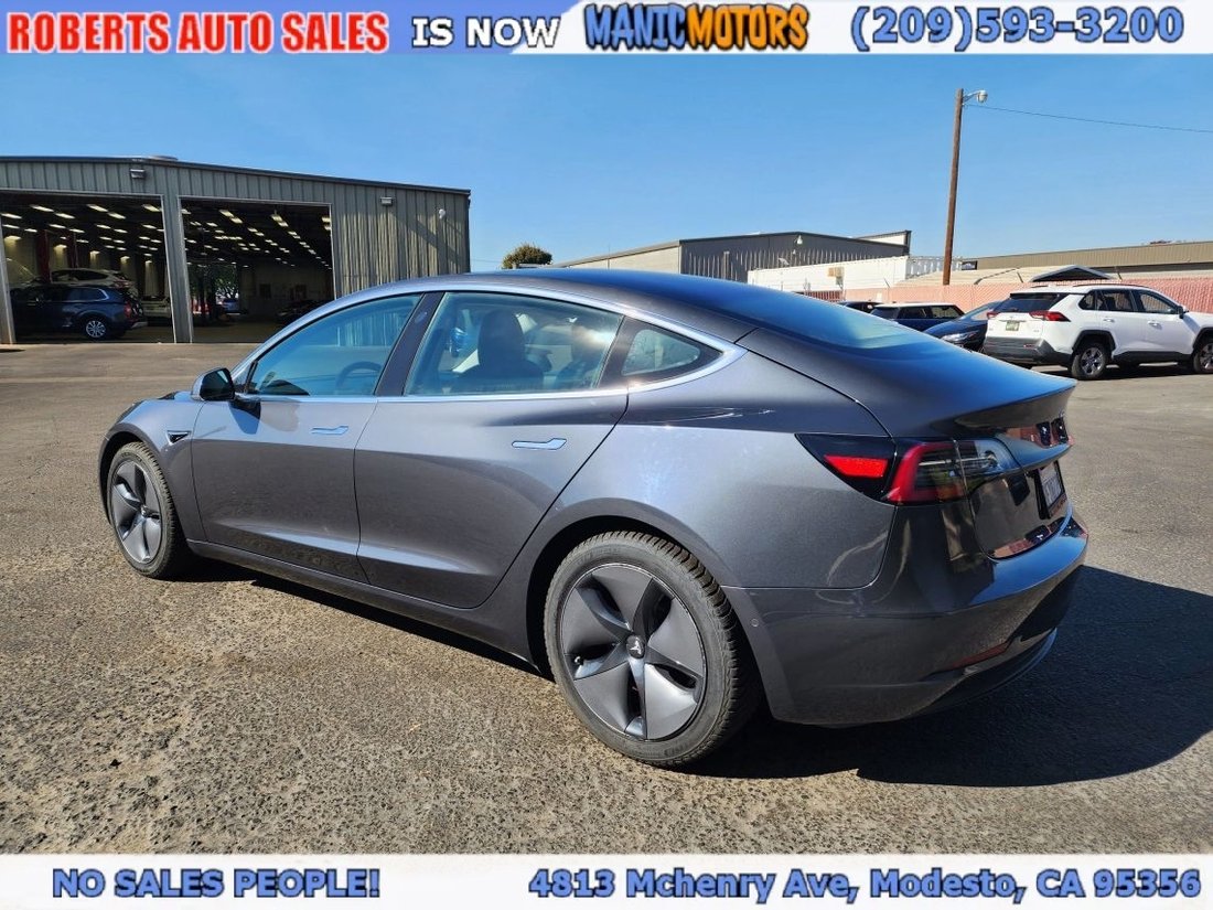 Sedan in Modesto, CA, United States 5 - 19202637