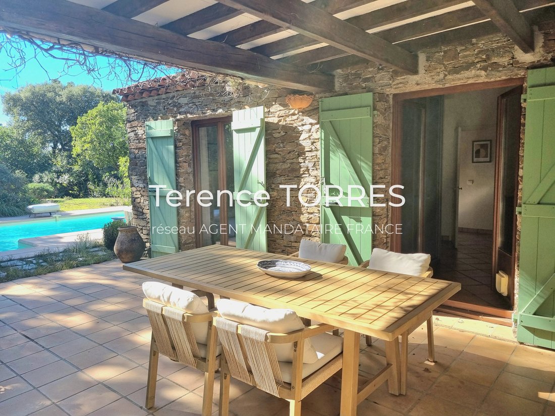 Villa en La Garde-Freinet, Provenza-Alpes-Costa Azul, Francia 2 - 19202245