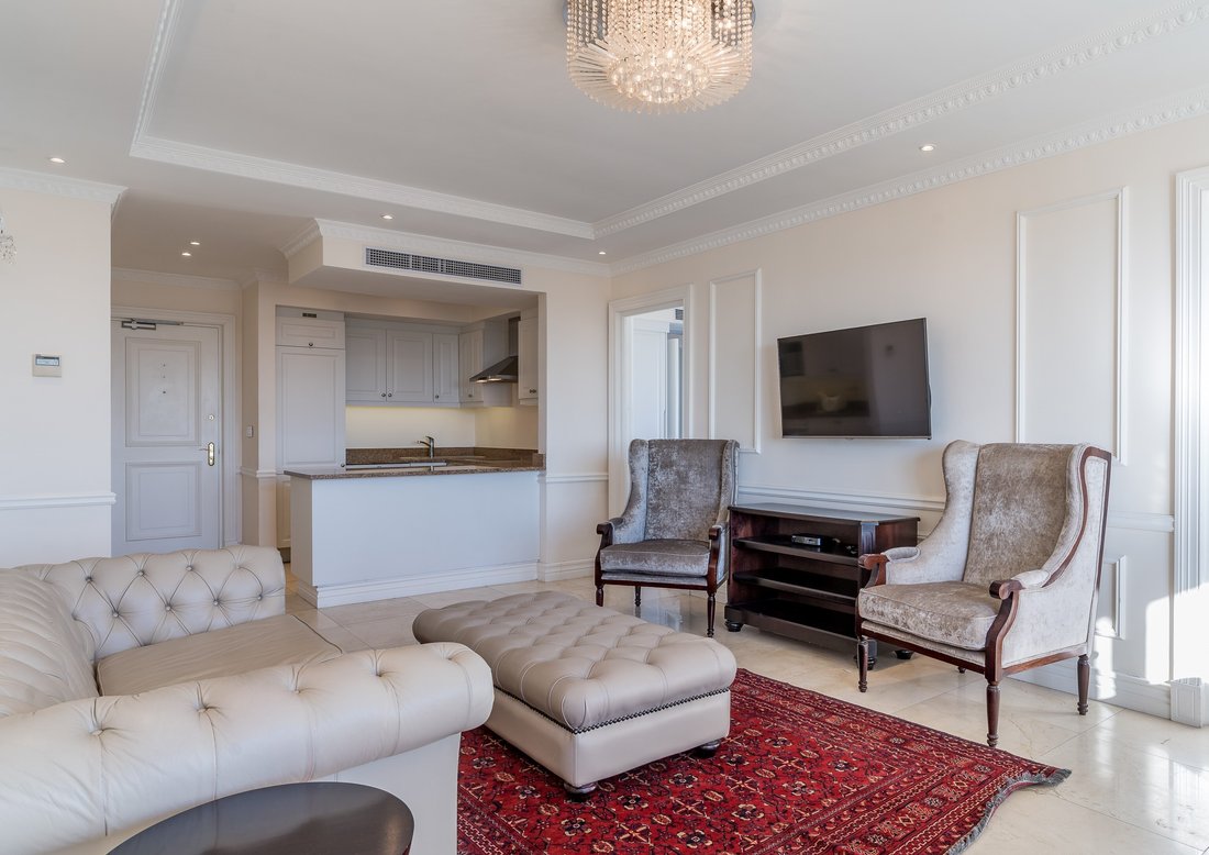 Apartment in Three Anchor Bay, Atlantic Seaboard, Cape Town 5 - 19202936