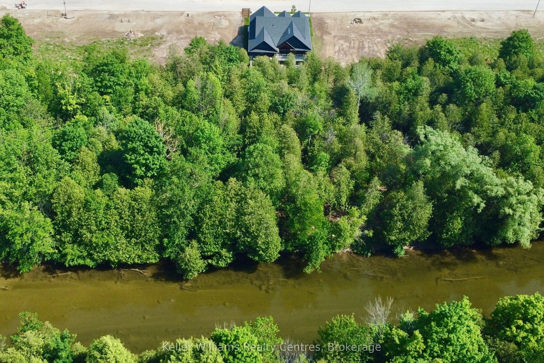 House in Hanover, Ontario, Canada 4 - 19200065