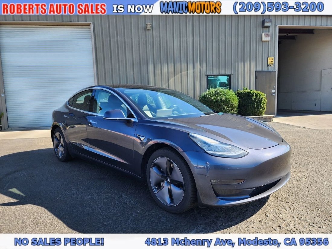 Sedan in Modesto, CA, United States 1 - 19202637