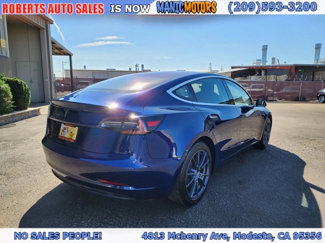 Sedan in Modesto, CA, United States 3 - 19202687