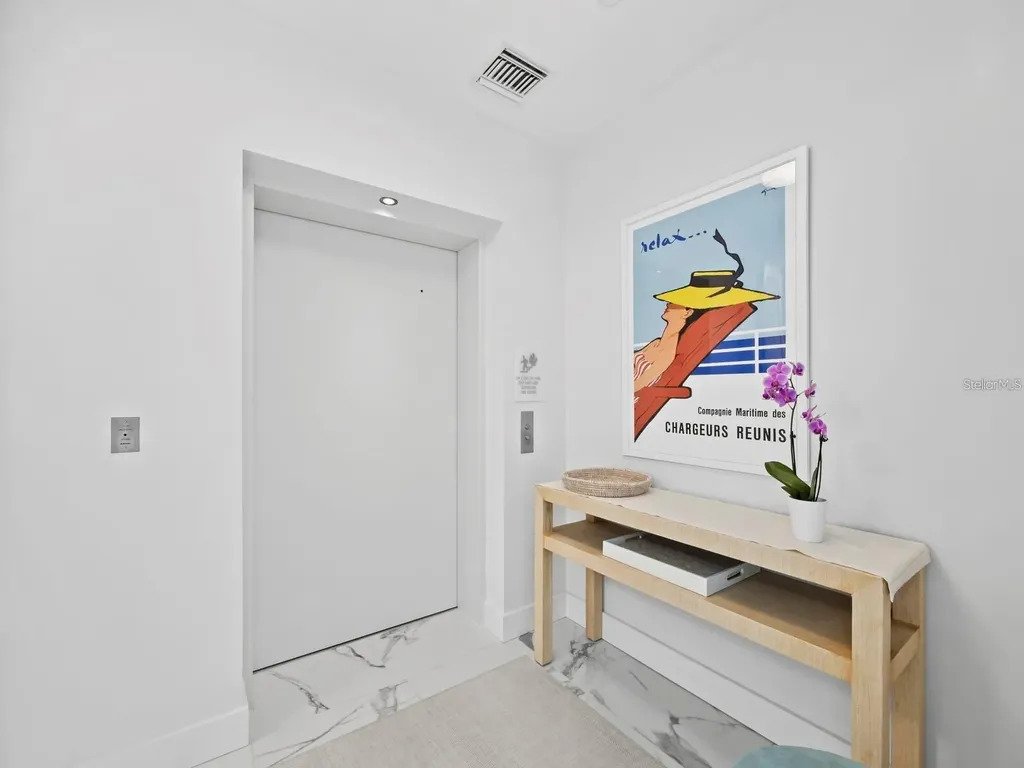 Condo in Sarasota, Florida, United States 3 - 19203350