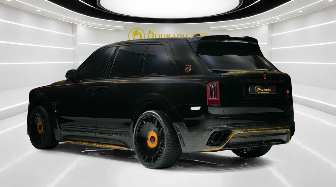 Suv in Dubai, United Arab Emirates 4 - 19204594