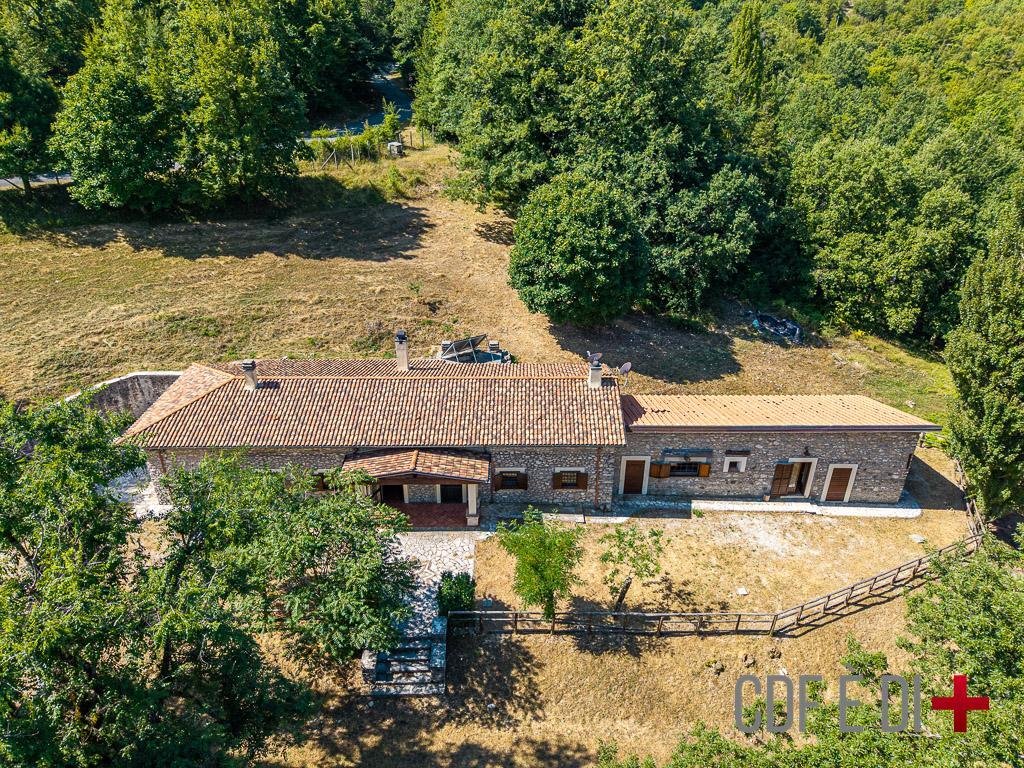 Landhaus in Orvinio, Latium, Italien 3 - 19204169