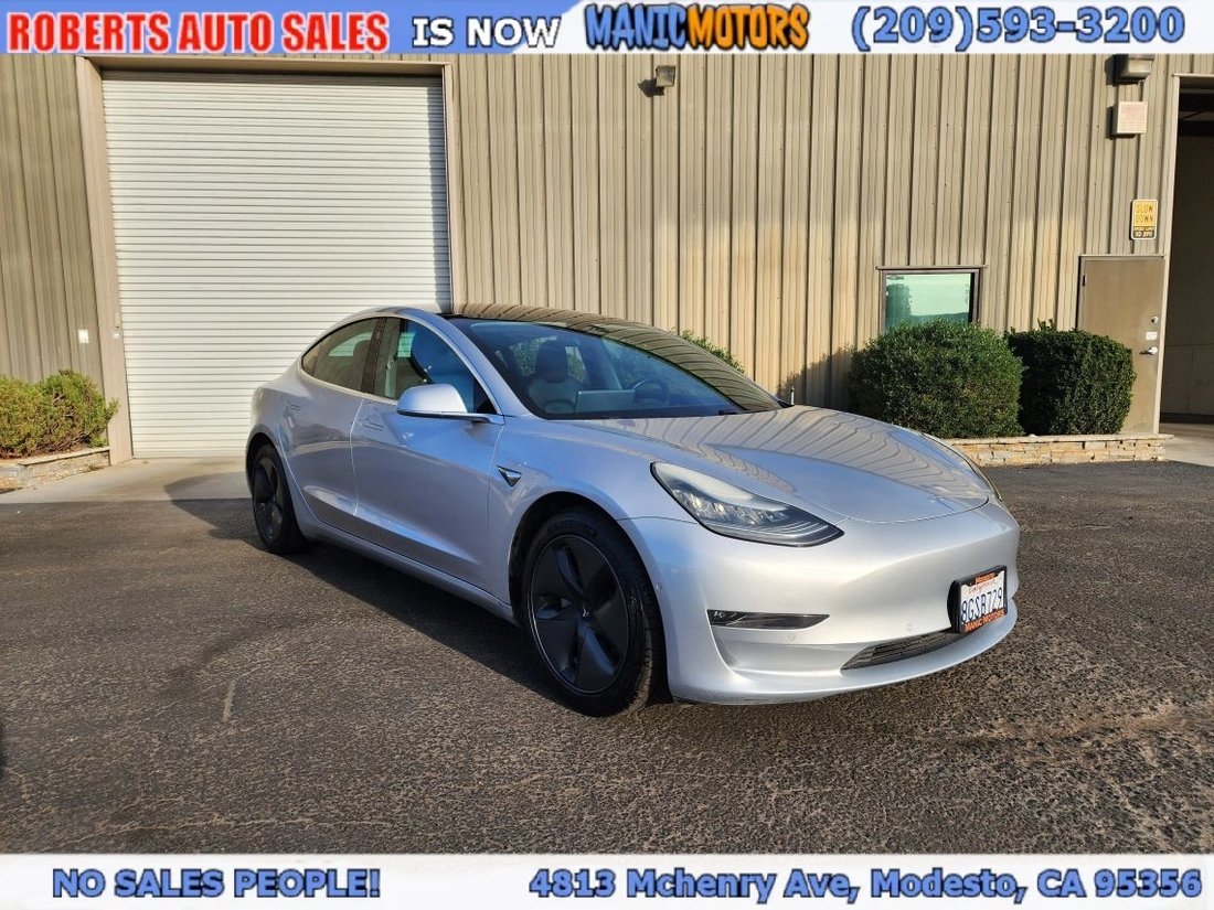 Sedan in Modesto, CA, United States 1 - 19205009