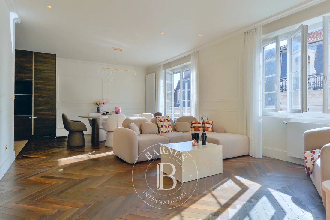 Appartamento a Les Brotteaux-Bellecombe-Masséna, Lyon 6e Arrondissement, Lione 1 - 19204628