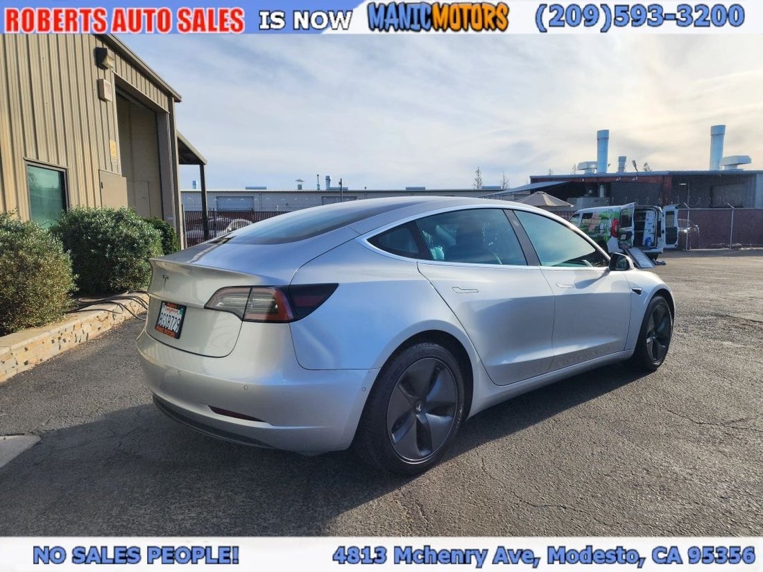 Sedan in Modesto, CA, United States 3 - 19205009