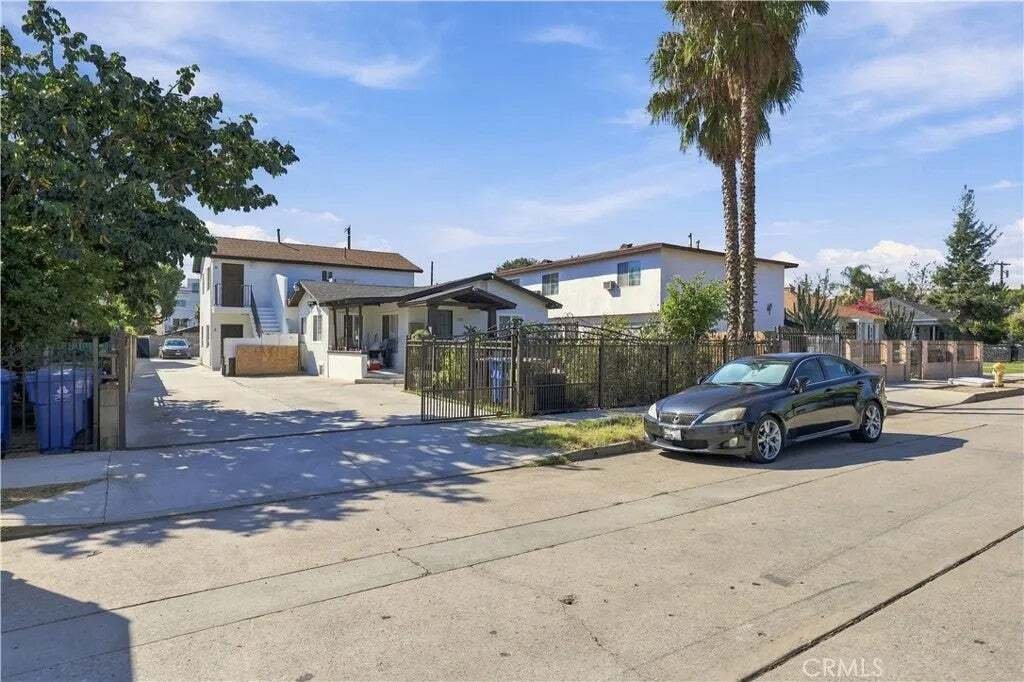 Los Angeles, California, United States 5 - 19204101