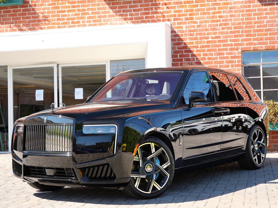 Suv in Beverly Hills, CA, United States 1 - 19204610