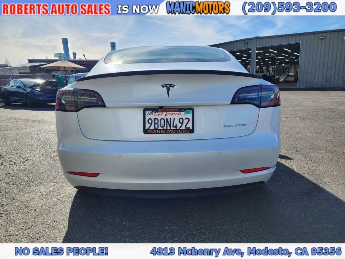 Sedan in Modesto, CA, United States 4 - 19205057
