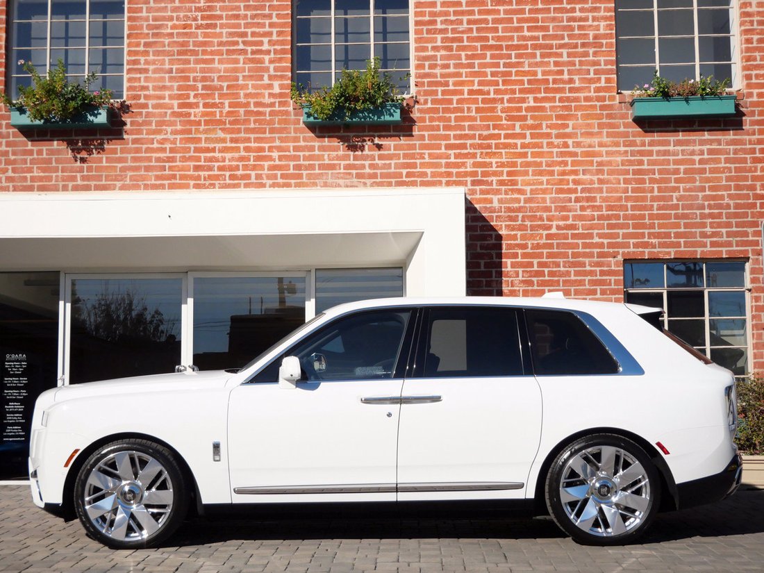 Suv in Beverly Hills, CA, United States 3 - 19204617