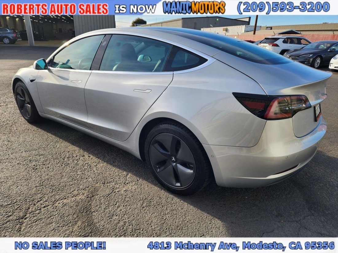Sedan in Modesto, CA, United States 5 - 19205009