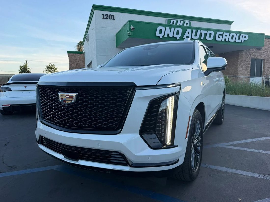 Suv in Ontario, CA, United States 1 - 19205044