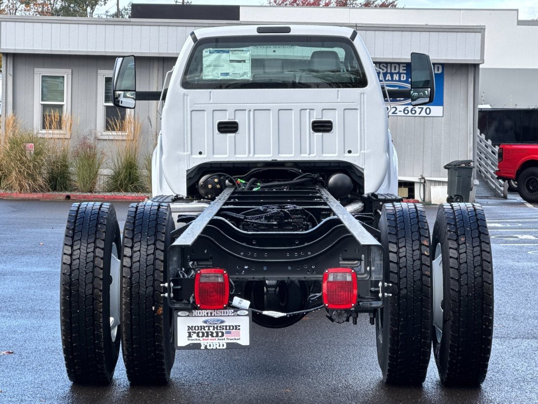 Pickup in Portland, OR, United States 5 - 19204528