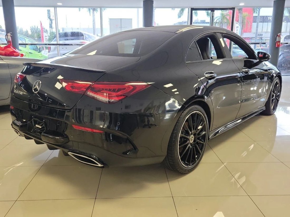 Coupe in Miami, FL, United States 4 - 19205049