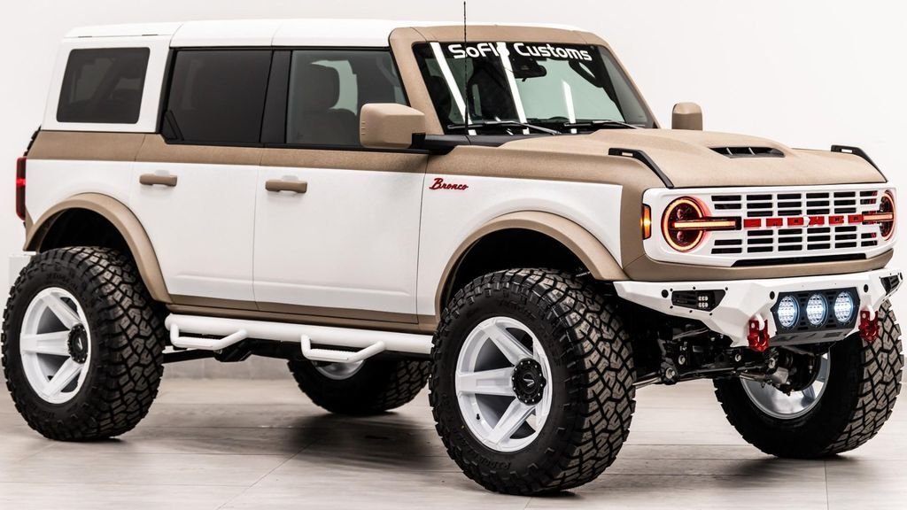Ford Bronco 4X4 in Fort Lauderdale, FL, United States 1 - 19204557