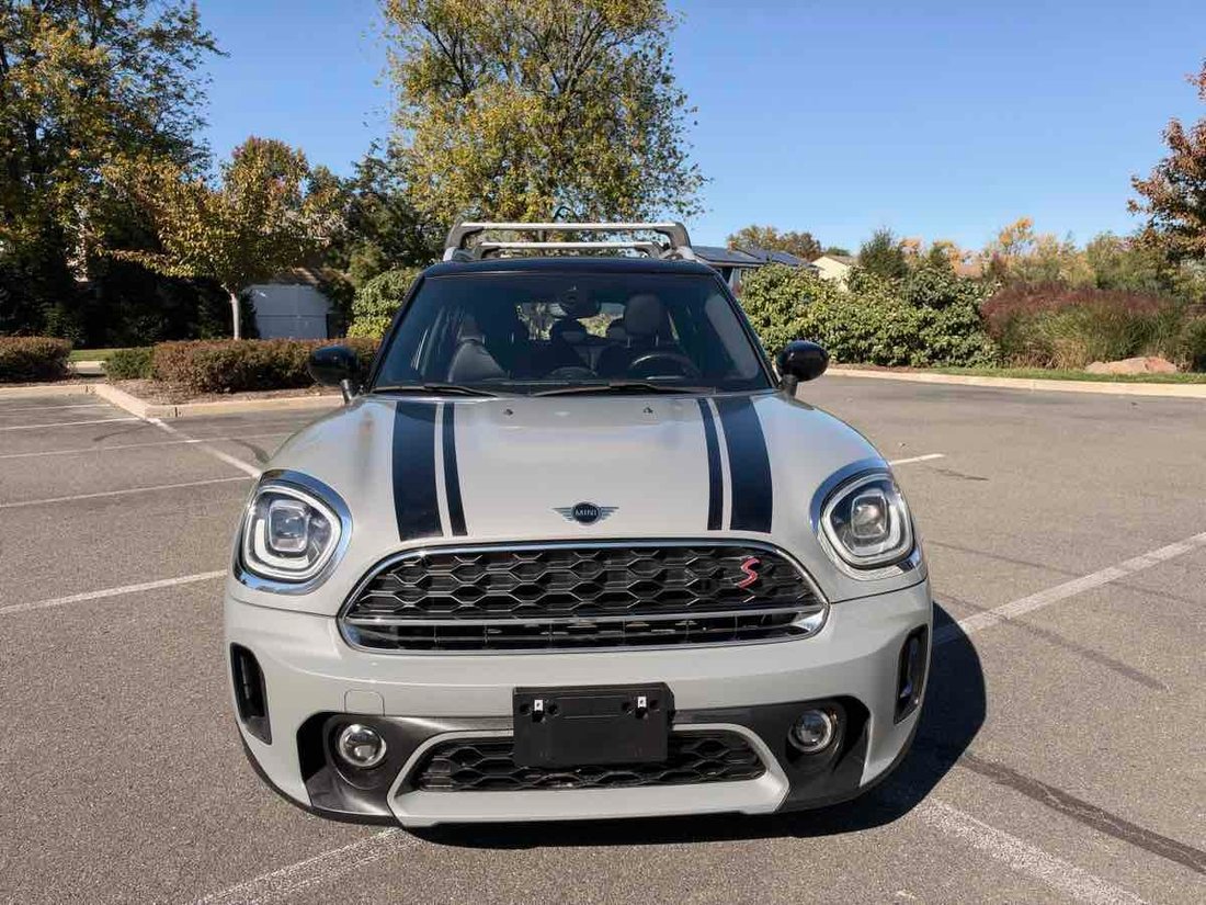 Suv in Hasbrouck Heights, NJ, United States 2 - 19204404