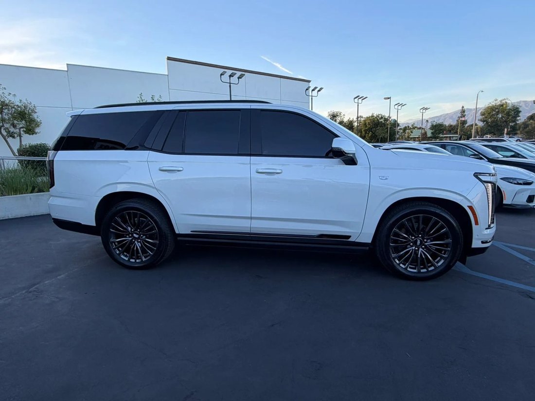 Suv in Ontario, CA, United States 5 - 19204475