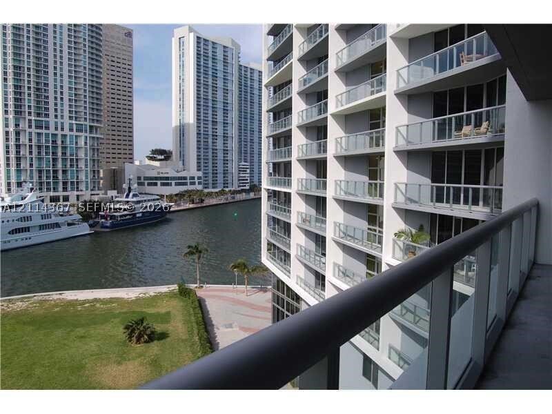 Eigentumswohnung in Miami, Florida, Vereinigte Staaten 4 - 19204880