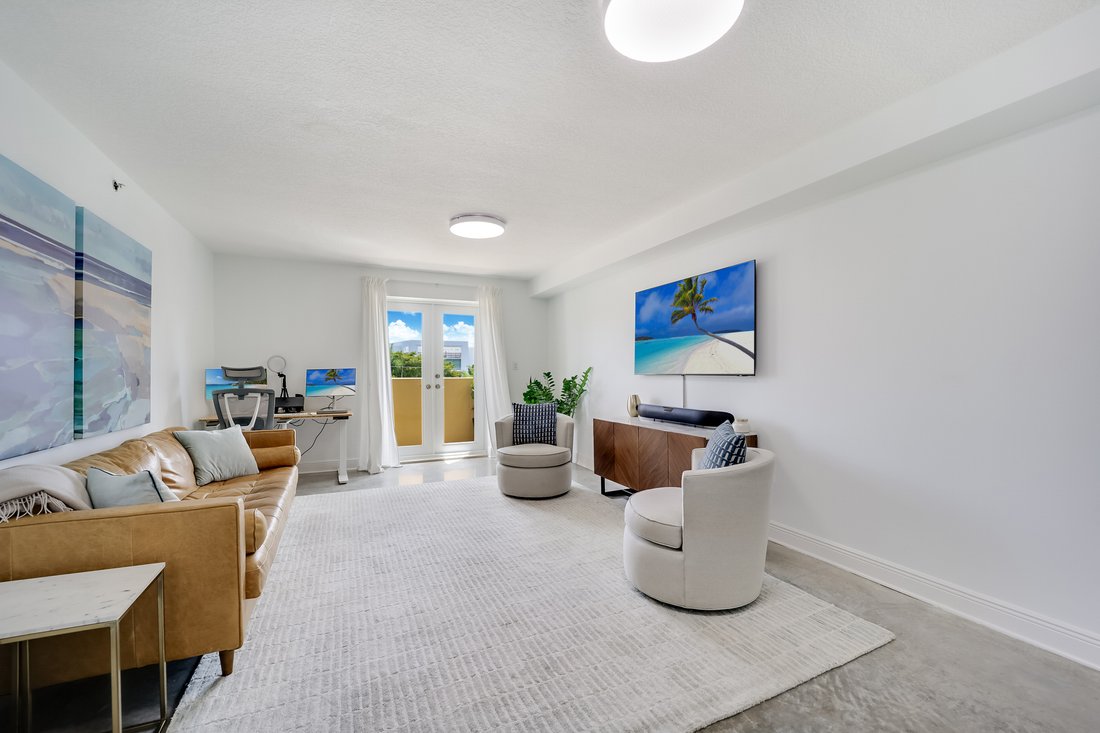 Condo in Miami Beach, Florida, United States 4 - 19204250