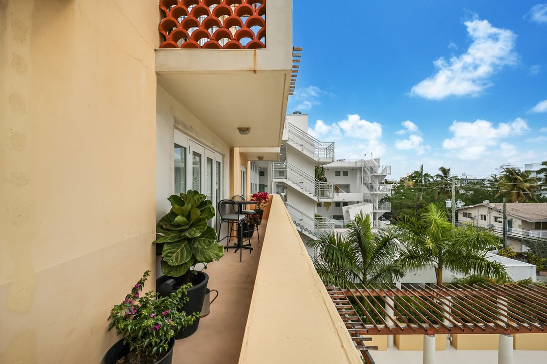 Condo in Miami Beach, Florida, United States 1 - 19204250