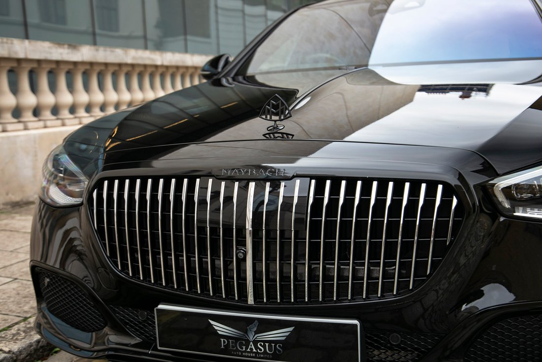 2023 Mercedes-Benz Maybach S580 rwd in London, United Kingdom 3 - 19205497